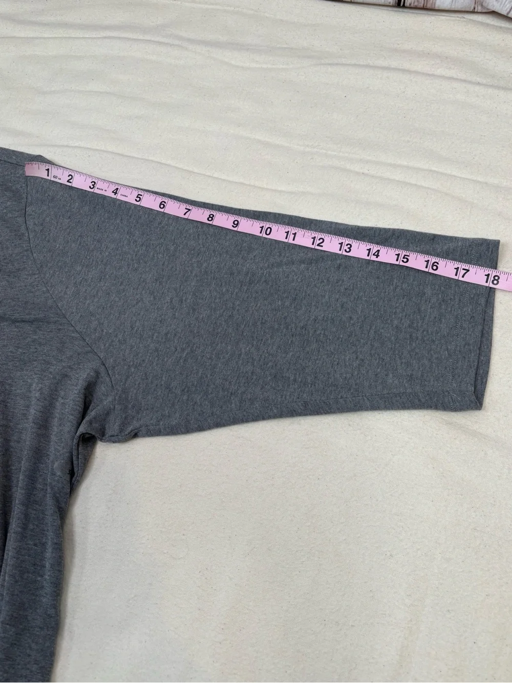 NWOT CJ Banks Plus Size 3X Gray Pullover Shirt 3/4 Sleeves Cotton Blend Stretch